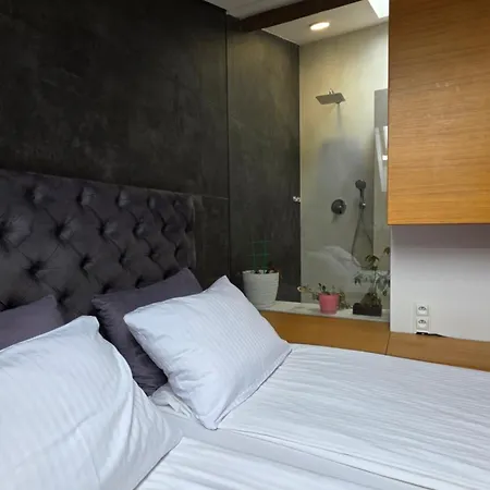 Amazing With Bedroom Tube By Citybeat